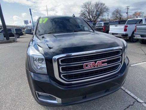 Used 2017 GMC Yukon SLE w/ Convenience Package image 5