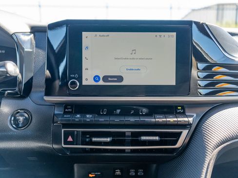Certified 2025 Toyota Camry SE FWD image 26