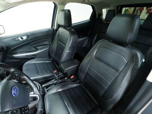 Used 2018 Ford EcoSport Titanium AWD/4WD image 17