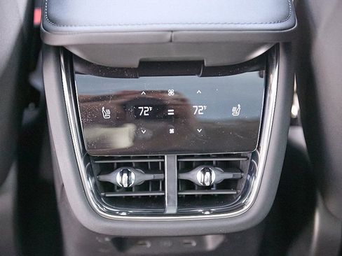 New 2025 Volvo EX90 Ultra image 24