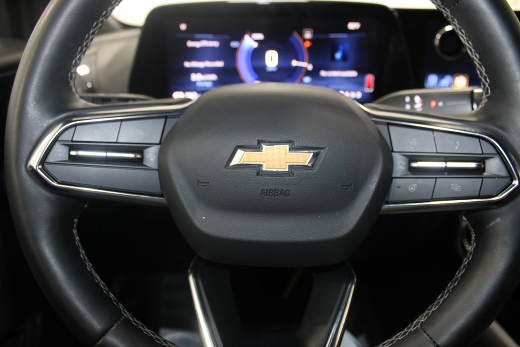Used 2024 Chevrolet Blazer EV LT AWD/4WD image 30