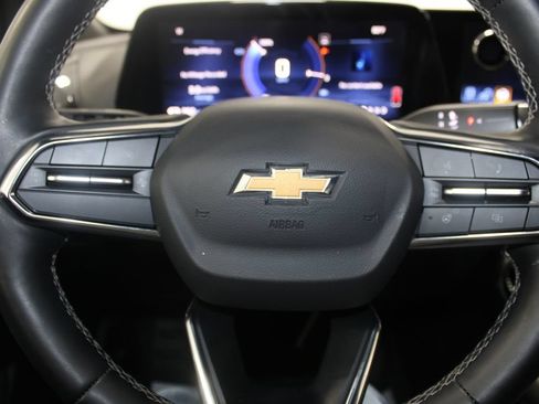 Used 2024 Chevrolet Blazer EV LT AWD/4WD image 30