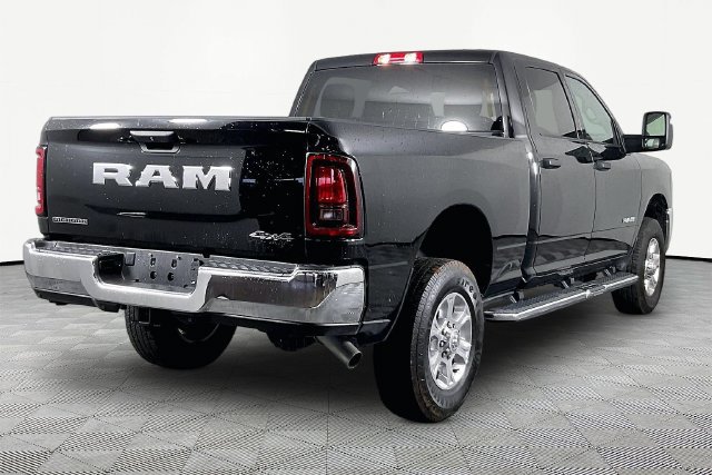 Used 2026 RAM 2500 Big Horn AWD/4WD image 5