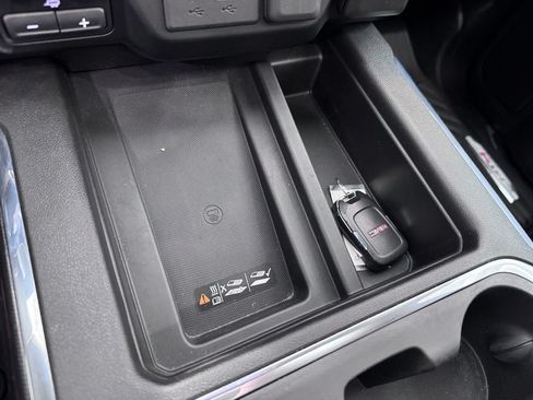 Certified 2020 GMC Sierra 1500 AT4 w/ AT4 Premium Package AWD/4WD image 26