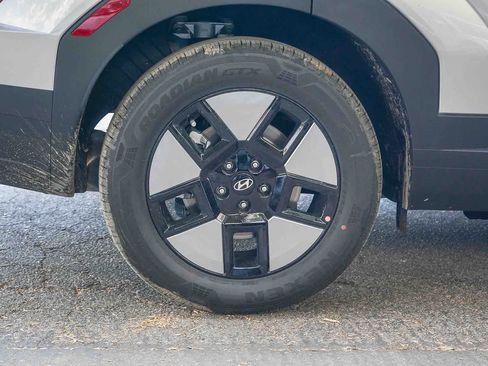 New 2026 Hyundai Santa Fe SE image 5