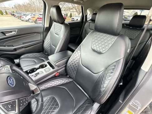 Used 2024 Ford Edge Titanium image 20