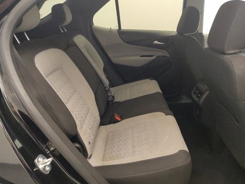 Used 2024 Chevrolet Equinox LS w/ LS Convenience Package image 19