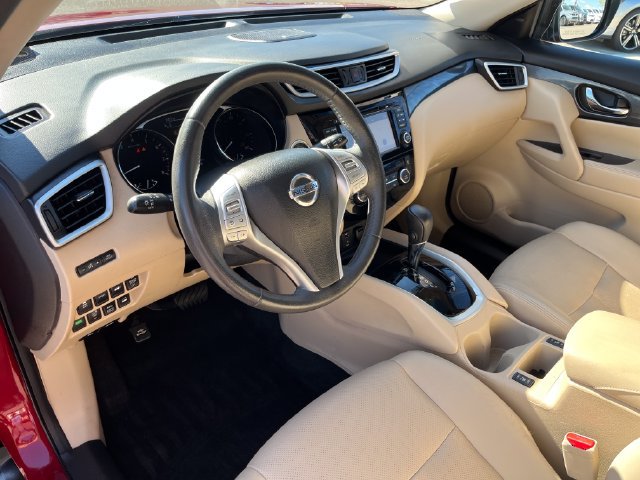 Used 2016 Nissan Rogue SL w/ SL Premium Package AWD/4WD image 12