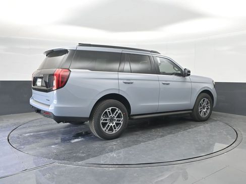 New 2026 Ford Expedition Active RWD image 15
