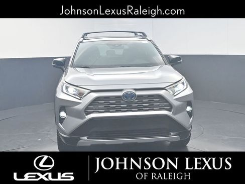 Used 2021 Toyota RAV4 XSE image 4
