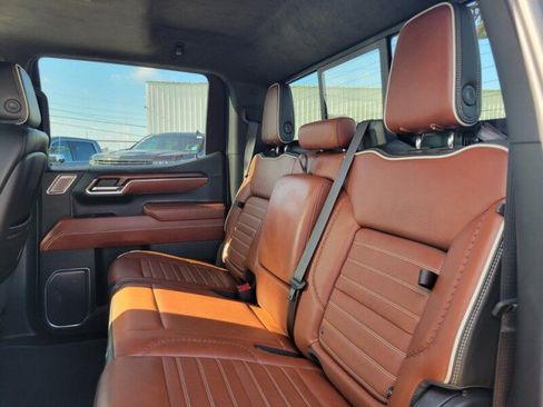 Used 2023 GMC Sierra 1500 Denali Ultimate AWD/4WD image 29