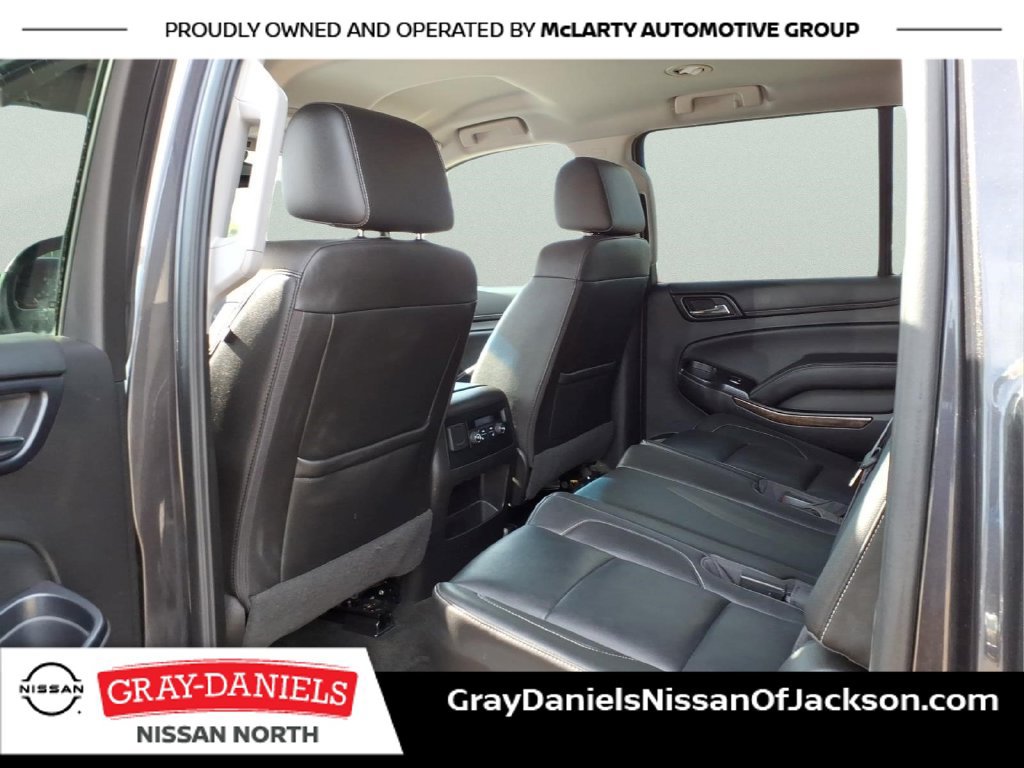 Used 2016 Chevrolet Suburban LT w/ Luxury Package AWD/4WD image 27