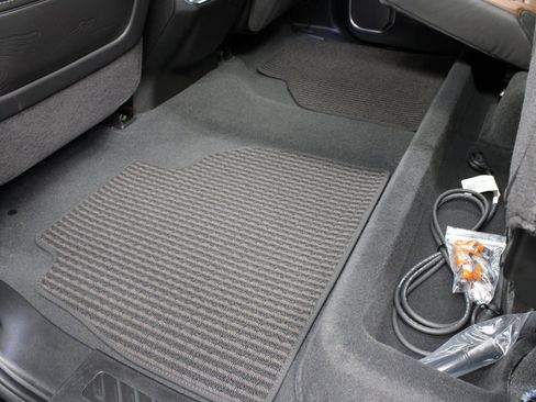 Used 2025 GMC Sierra 1500 Denali Ultimate image 74