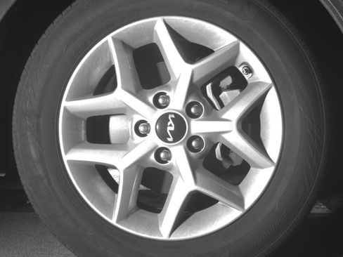 Used 2025 Kia Soul LX w/ LX Technology Package image 13