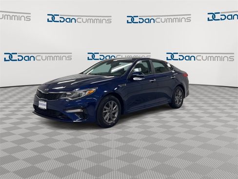 Used 2020 Kia Optima LX image 4