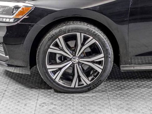 Used 2022 Volkswagen Passat 2.0T SE image 35