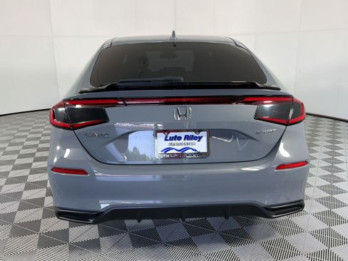 Used 2025 Honda Civic Sport image 10