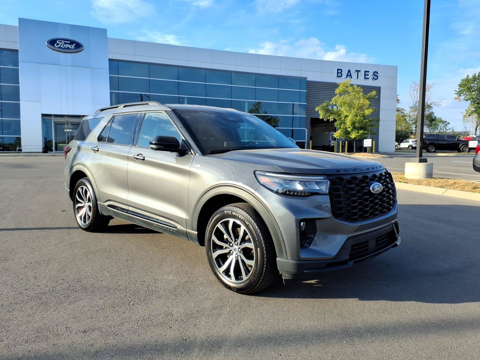 Certified 2026 Ford Explorer ST-Line AWD/4WD image 1