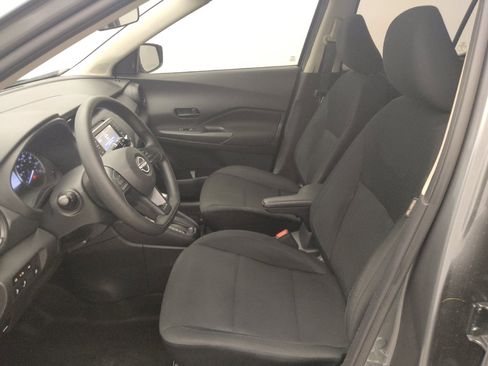 Used 2024 Nissan Kicks S FWD image 17
