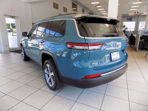 New 2026 Jeep Grand Cherokee L Limited AWD/4WD image 5