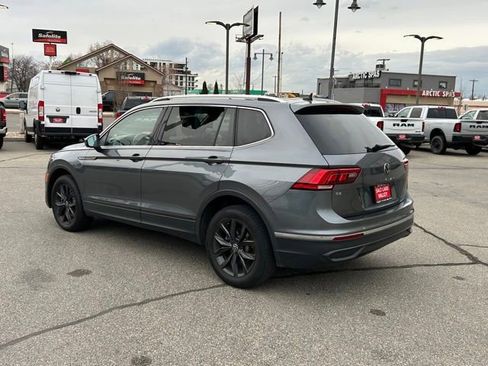 Used 2024 Volkswagen Tiguan SE FWD image 4