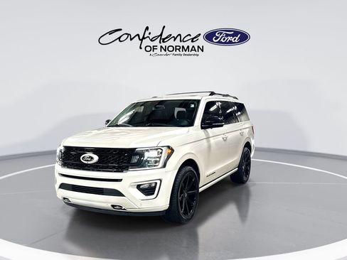 Used 2019 Ford Expedition Platinum AWD/4WD image 3