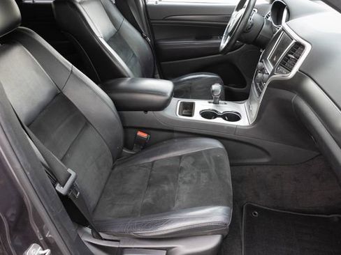 Used 2015 Jeep Grand Cherokee Altitude image 21