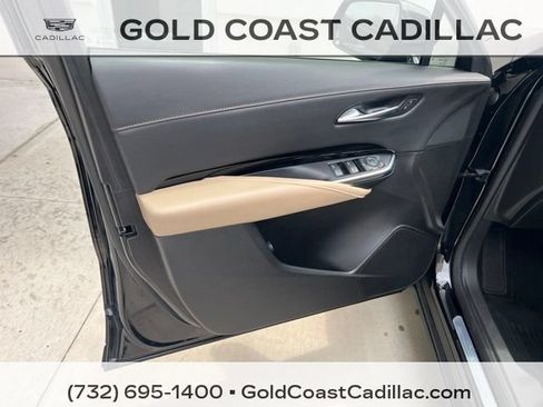 Certified 2024 Cadillac XT4 Luxury w/ Cold Weather Package FWD image 17
