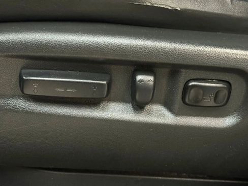 Used 2010 Honda Pilot Touring image 28