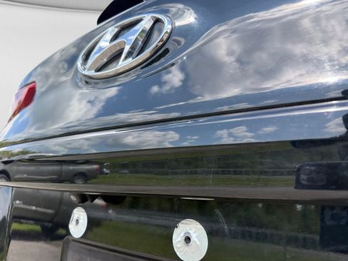 Used 2019 Hyundai Kona SEL FWD image 18