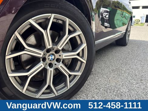 Used 2021 BMW X7 xDrive40i w/ Premium Package AWD/4WD image 4