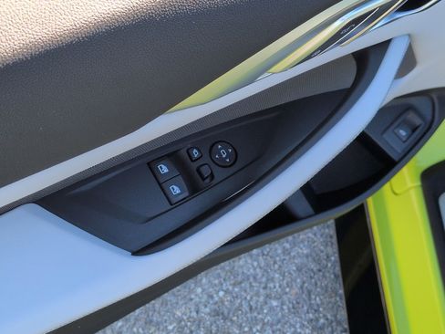 Used 2021 BMW M4 Competition w/ Executive Package image 15