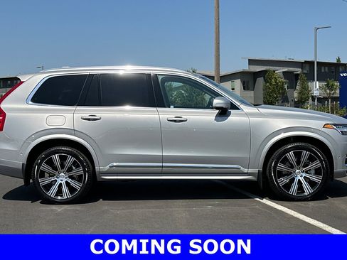 Used 2025 Volvo XC90 T8 Ultra w/ Protection Package image 2