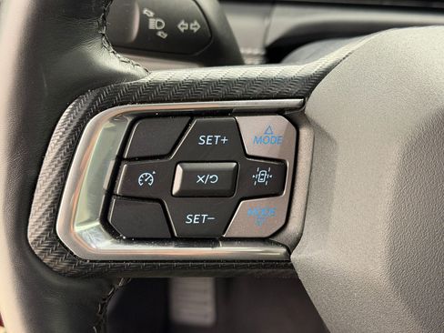 Used 2024 Ford Mustang GT Premium image 14