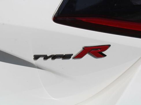 Used 2025 Honda Civic Type R image 10