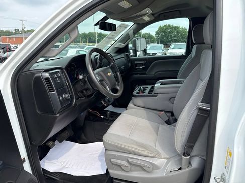 Used 2019 Chevrolet Silverado 2500 W/T w/ WT Convenience Package AWD/4WD image 24