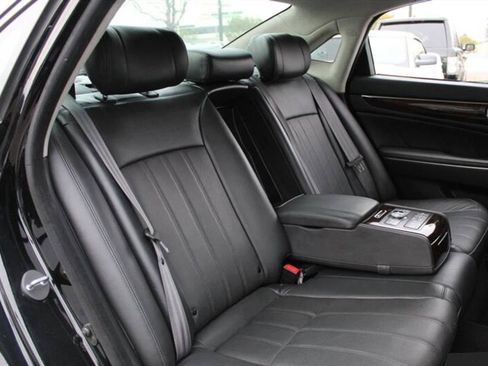 Used 2012 Hyundai Equus Signature image 14