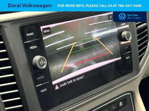 Certified 2021 Volkswagen Atlas SE w/ Panoramic Sunroof Package image 19