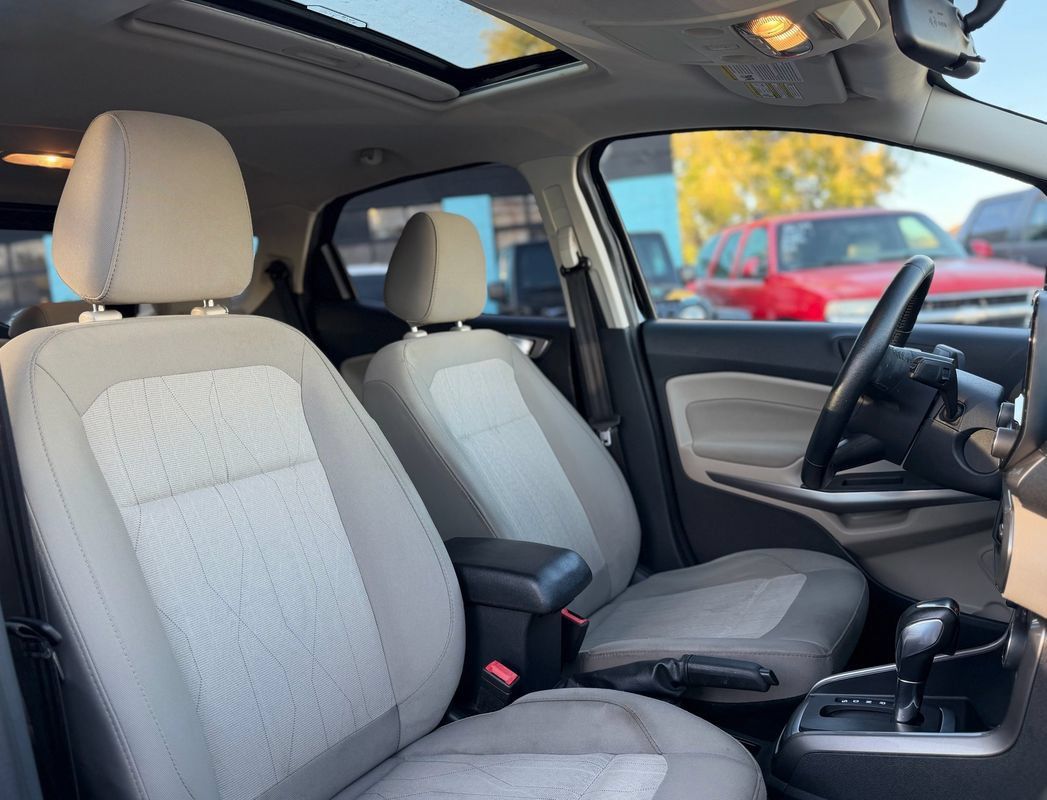 Used 2019 Ford EcoSport SE AWD/4WD image 9