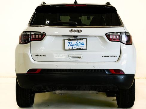 Used 2025 Jeep Compass Limited AWD/4WD image 6