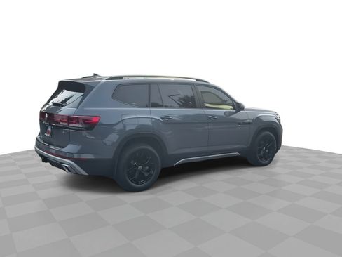 Used 2026 Volkswagen Atlas Peak Edition AWD/4WD image 8
