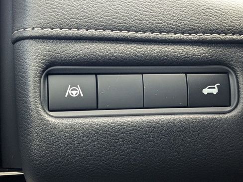 New 2026 Nissan Armada SL w/ Captain's Chari Seat Package image 22