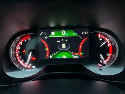 Used 2024 Toyota RAV4 XLE FWD image 13