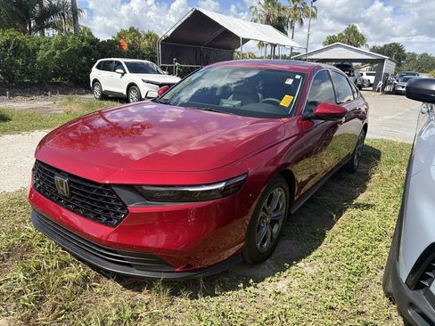 Used 2024 Honda Accord EX image 3