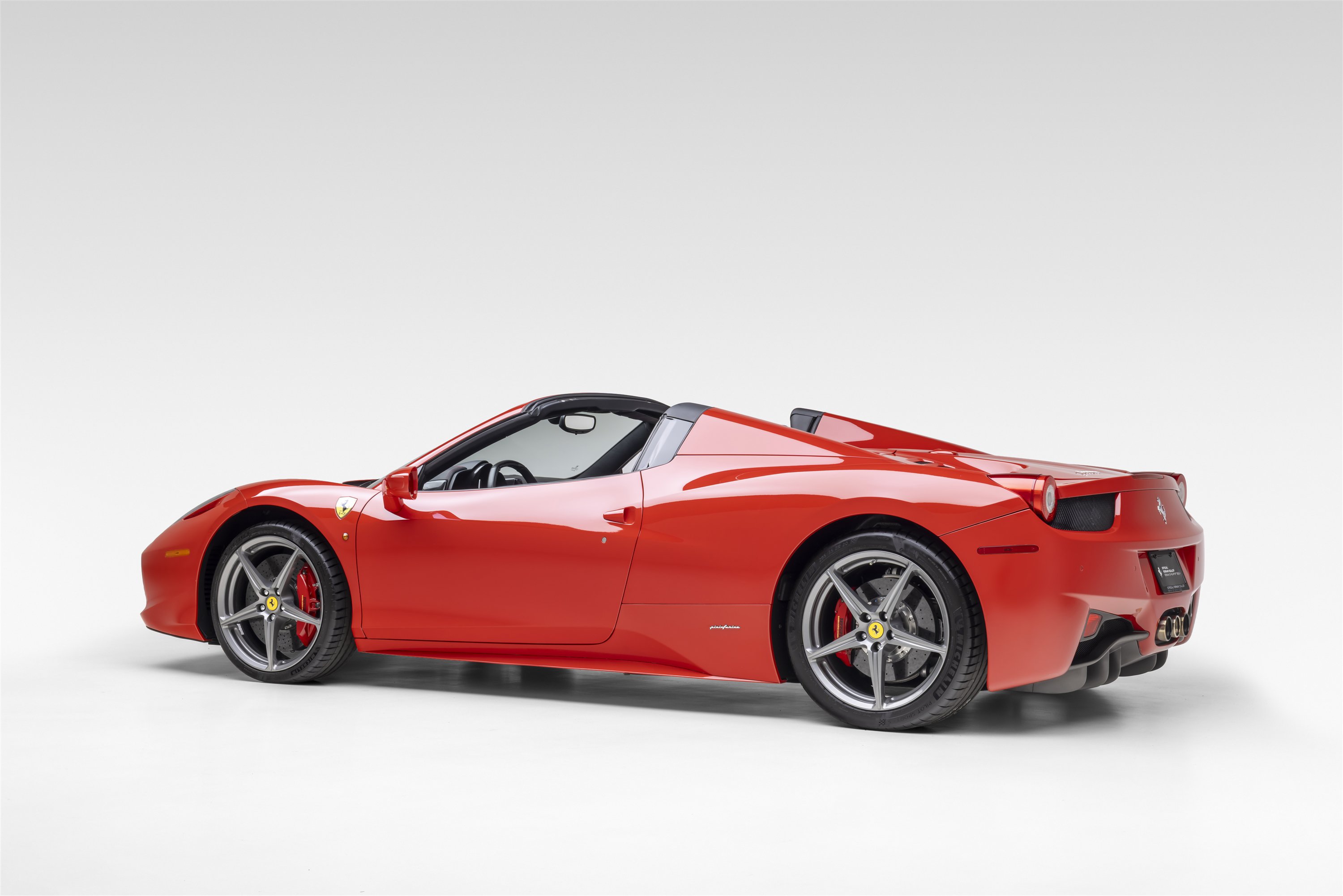 Certified 2013 Ferrari 458 Spider RWD image 5