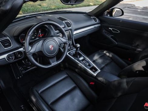 Used 2013 Porsche Boxster image 2