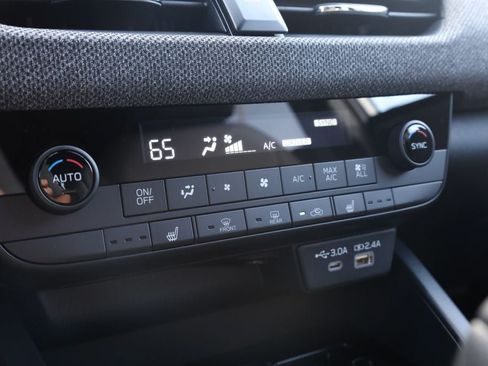 New 2026 Subaru Outback Limited AWD/4WD image 15