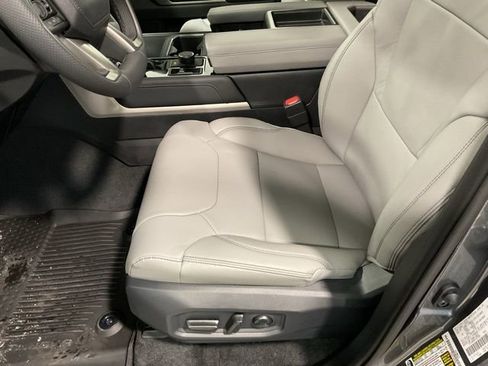 New 2026 Toyota Tundra Limited image 10