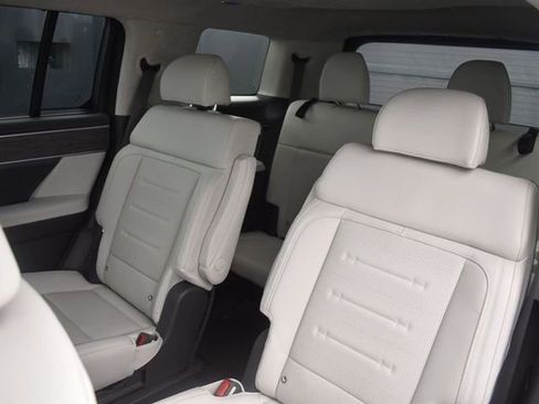 Used 2025 Hyundai Santa Fe Calligraphy w/ Tow & Go Package image 19