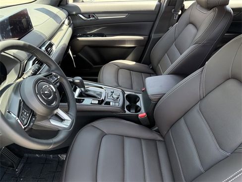 New 2025 MAZDA CX-5 Signature image 9